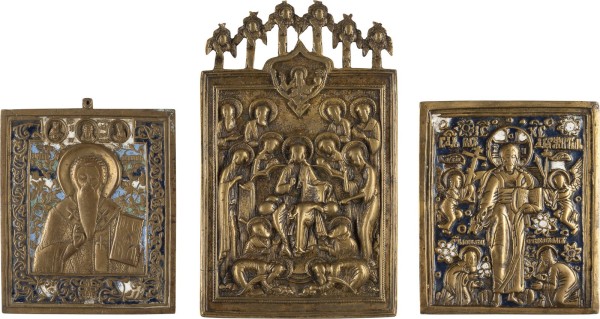 Auktion 142<br>SAMMLUNG VON DREI BRONZE-IKONEN: CHRISTUS VON SMOLENSK, DEESIS SOWIE HEILIGER ANTIPAS