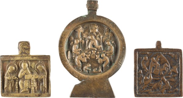 Auction 142<br>SAMMLUNG VON DREI BRONZE-IKONEN: DEESIS, ALTTESTAMENTLICHE DREIFALTIGKEIT SOWIE PROPHET ELIAS MIT SEINER FEURIGEN HIMMELFAHRT