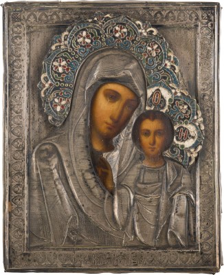 Auction 142<br>KLEINE IKONE MIT DER GOTTESMUTTER VON KASAN (KASANSKAJA) MIT SILBER-OKLAD