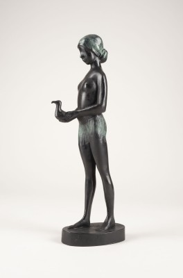 Auction 144<br>'MÄDCHEN MIT MÖWE' (2006)