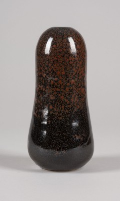 Auction 144<br>VASE BIRNENFORM