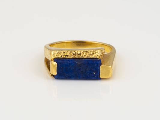 Auktion 145<br>LAPIS LAZULI RING