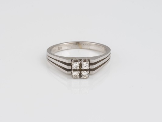 Auktion 145<br>BRILLANT RING