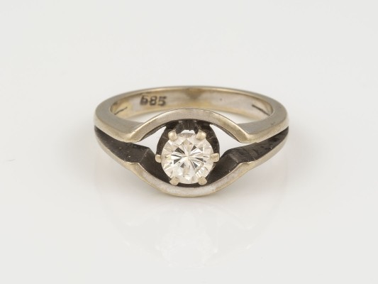 Auktion 145<br>BRILLANT RING