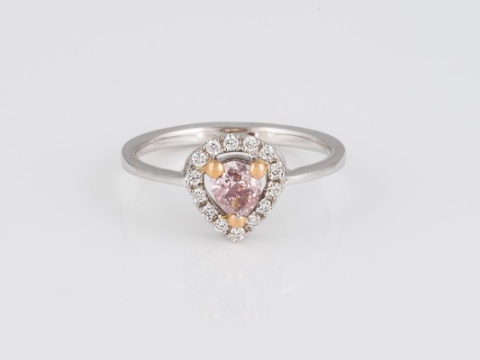 Auktion 145<br>DIAMANT RING