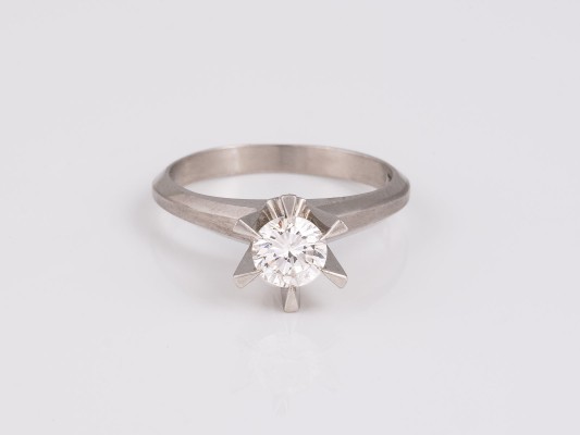 Auktion 145<br>BRILLANT RING