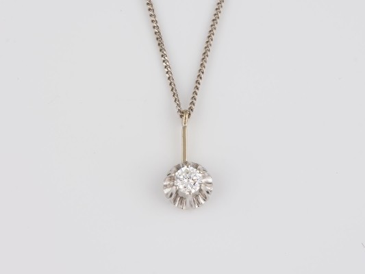 Auction 145<br>BRILLANT COLLIER