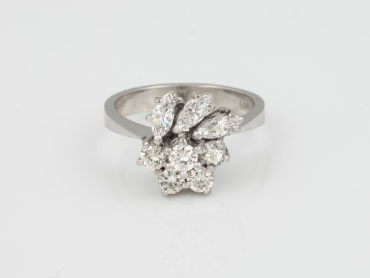 Auktion 145<br>BRILLANT RING