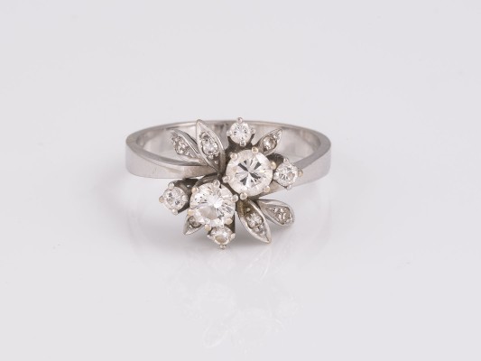 Auktion 145<br>DIAMANT RING