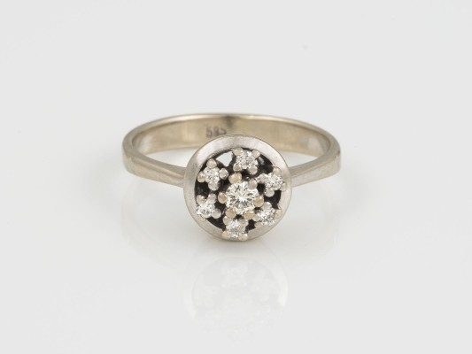 Auktion 145<br>BRILLANT RING