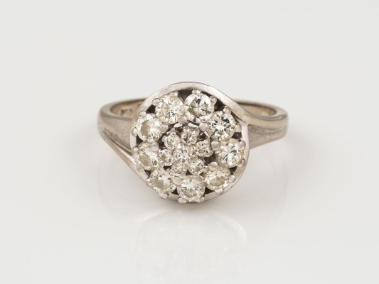 Auktion 145<br>BRILLANT RING