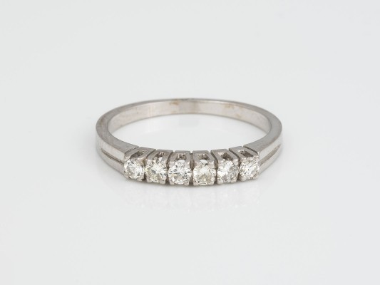 Auktion 145<br>BRILLANT RING