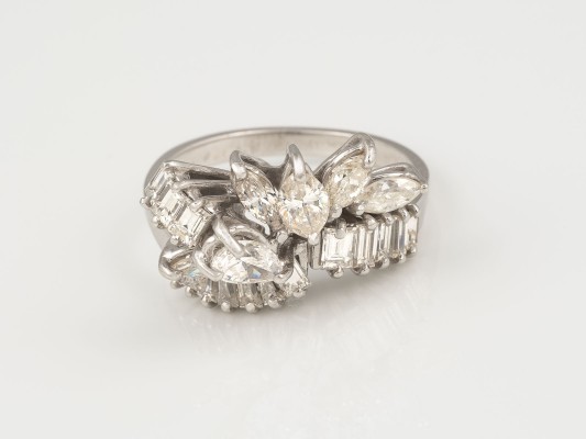 Auktion 145<br>DIAMANT RING