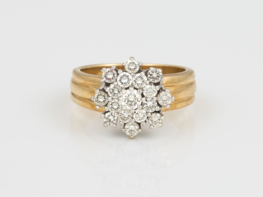 Auktion 145<br>BRILLANT RING