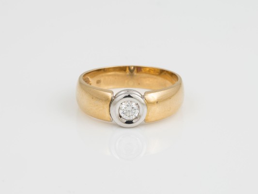 Auktion 145<br>BRILLANT RING