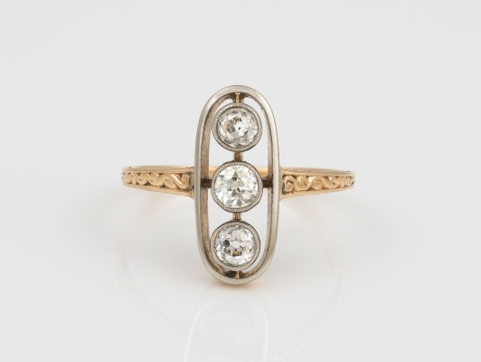 Auktion 145<br>DIAMANT RING