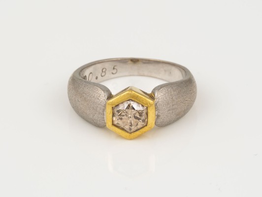 Auktion 145<br>DIAMANT RING