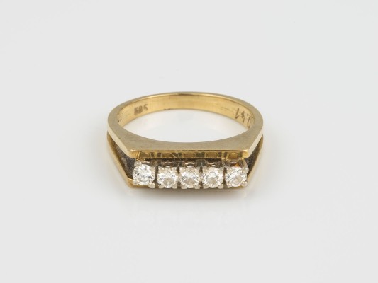 Auktion 145<br>BRILLANT RING