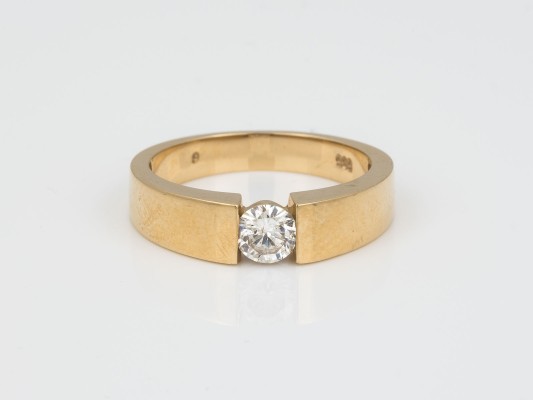 Auktion 145<br>BRILLANT RING