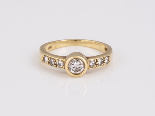 Auktion 145<br>BRILLANT RING