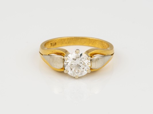 Auction 145<br>DIAMANT RING