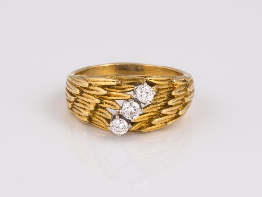 Auction 145<br>BRILLANT RING