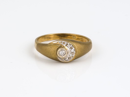 Auktion 145<br>DIAMANT RING