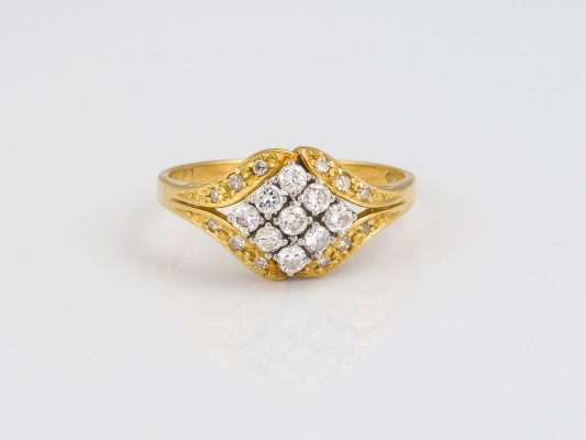 Auction 145<br>DIAMANT RING