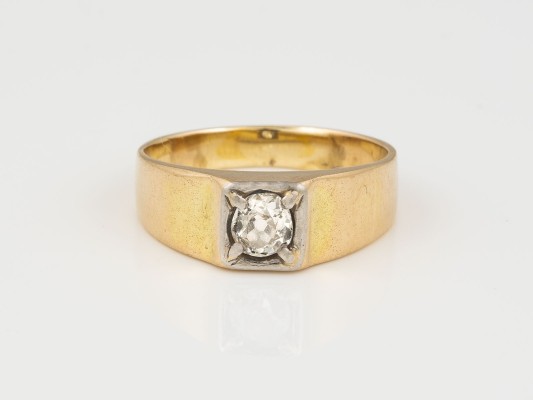 Auktion 145<br>DIAMANT RING