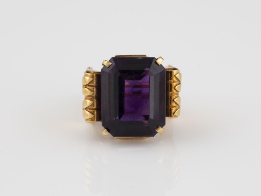 Auktion 145<br>AMETHYST RING VON THEODOR WENDE AUS DER SAMMLUNG FRITZ NIESCHER