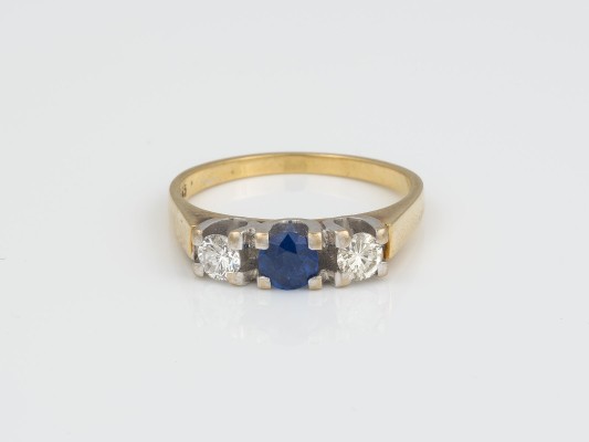 Auction 145<br>SAPHIR RING