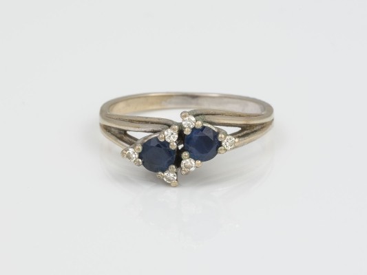 Auction 145<br>SAPHIR RING