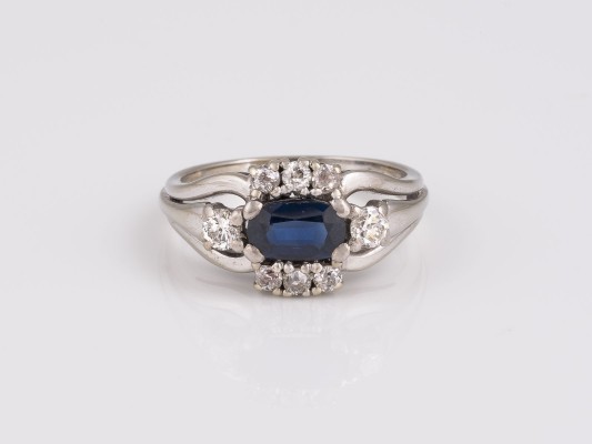 Auction 145<br>SAPHIR RING