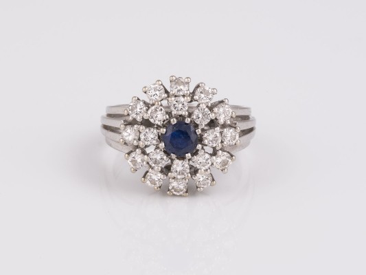 Auction 145<br>SAPHIR RING