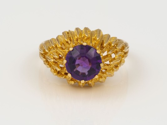 Auction 145<br>AMETHYST RING