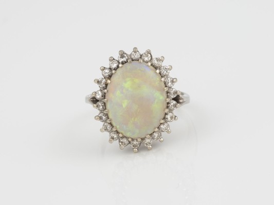 Auktion 145<br>OPAL RING