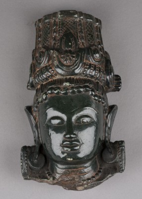 Auction 143<br>EIN KOPF VON VISHNU AUS STEIN