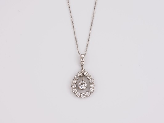 Auktion 146<br>DIAMANT COLLIER