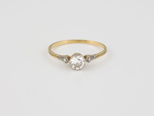 Auktion 146<br>DIAMANT RING