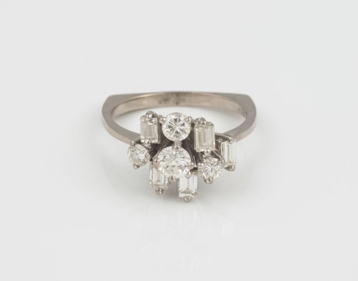 Auktion 146<br>DIAMANT RING