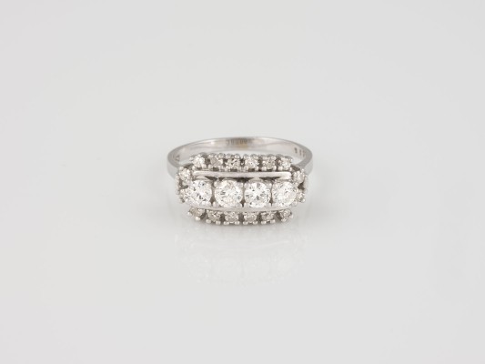 Auktion 146<br>BRILLANT RING