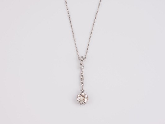 Auction 146<br>DIAMANT ANHÄNGER MIT KETTE