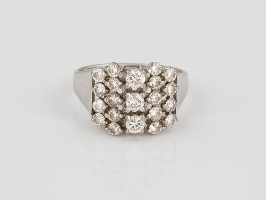 Auktion 146<br>BRILLANT RING