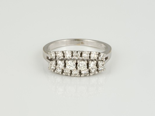 Auktion 146<br>DIAMANT RING