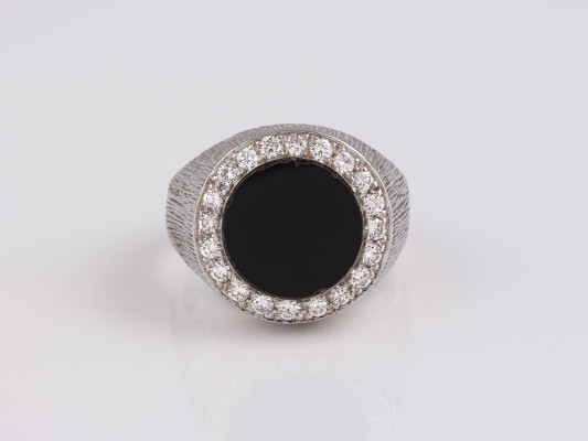 Auktion 146<br>ONYX RING