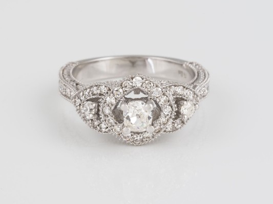 Auktion 146<br>DIAMANT RING