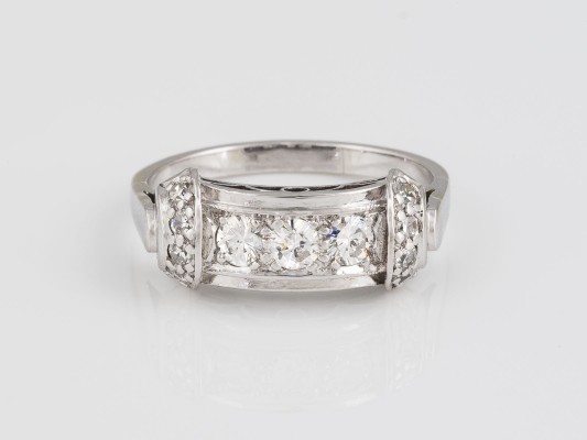 Auktion 146<br>DIAMANT RING