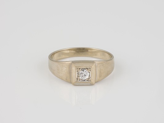 Auktion 146<br>BRILLANT RING