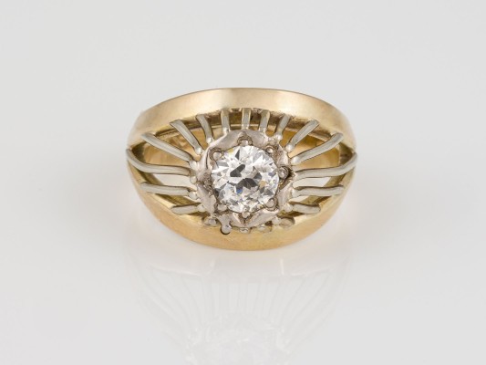 Auktion 146<br>DIAMANT RING