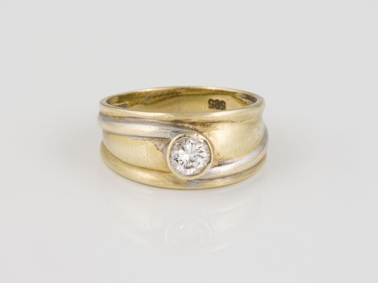 Auktion 146<br>BRILLANT RING